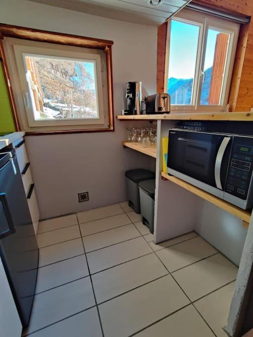 Chalet Ailleurs Appartement A Molines En Queyras Exterior photo